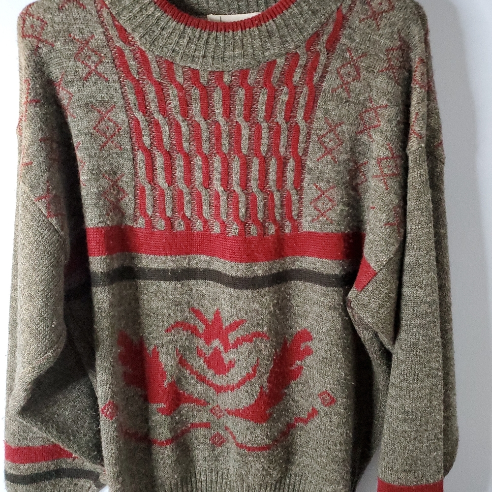 Tosani Knit sweater Size M Made In Canada 30%wool